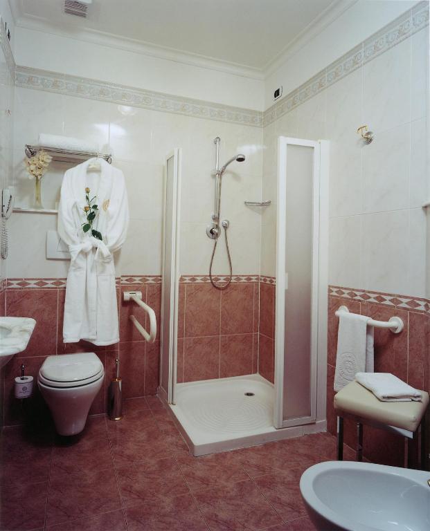 Dei Consoli Vaticano 4*